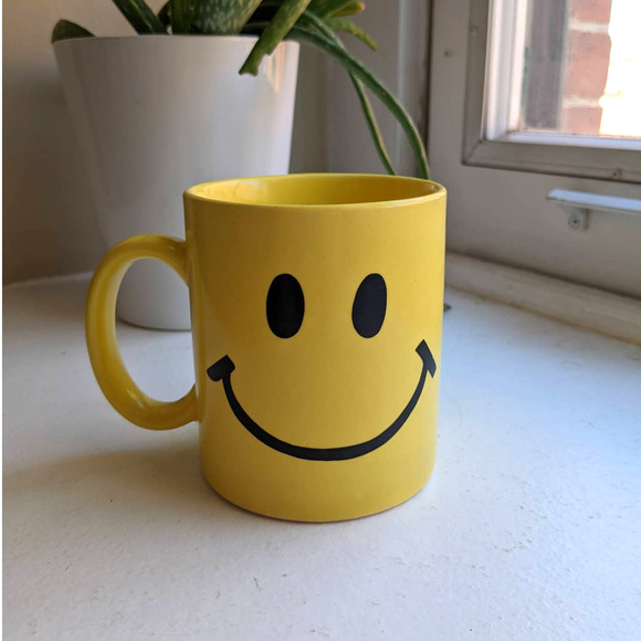 Vintage Other - Vintage Smile Mug Smiley Face Bright Yellow Grunge Double Sided Print Cup Mug